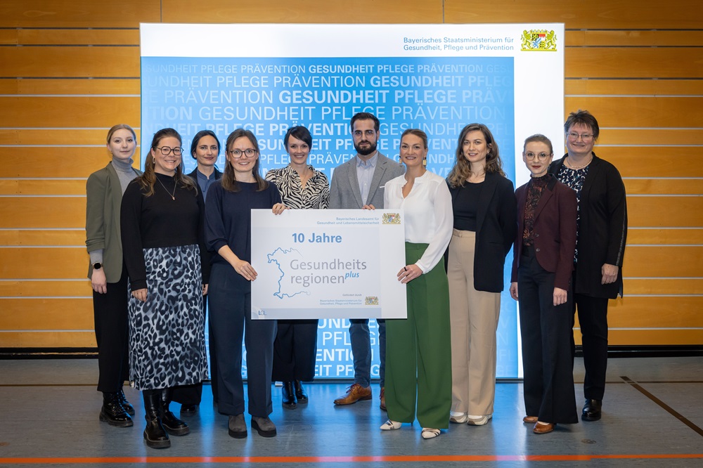 Judith Gerlach mit Vertretern des Regierungsbezirks Oberfranken