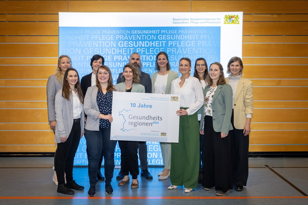 Judith Gerlach mit Vertretern des Regierungsbezirks Unterfranken